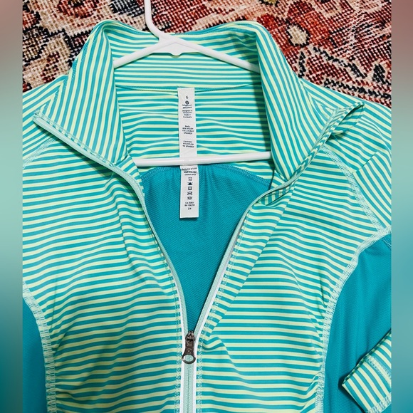 Lululemon Run Wild 1/2 Zip - Bali Breeze - Picture 2 of 6